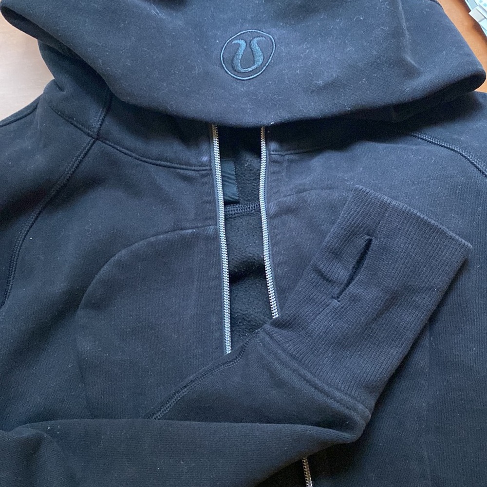 Lululemon Scuba Hoodie black